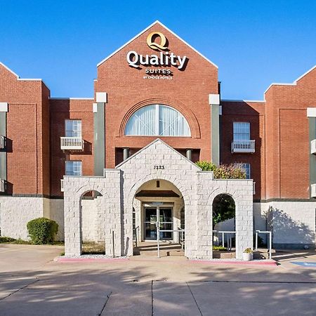 Quality Suites Irving-Las Colinas Extérieur photo