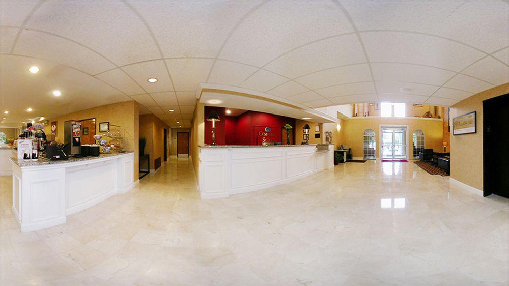 Quality Suites Irving-Las Colinas Extérieur photo