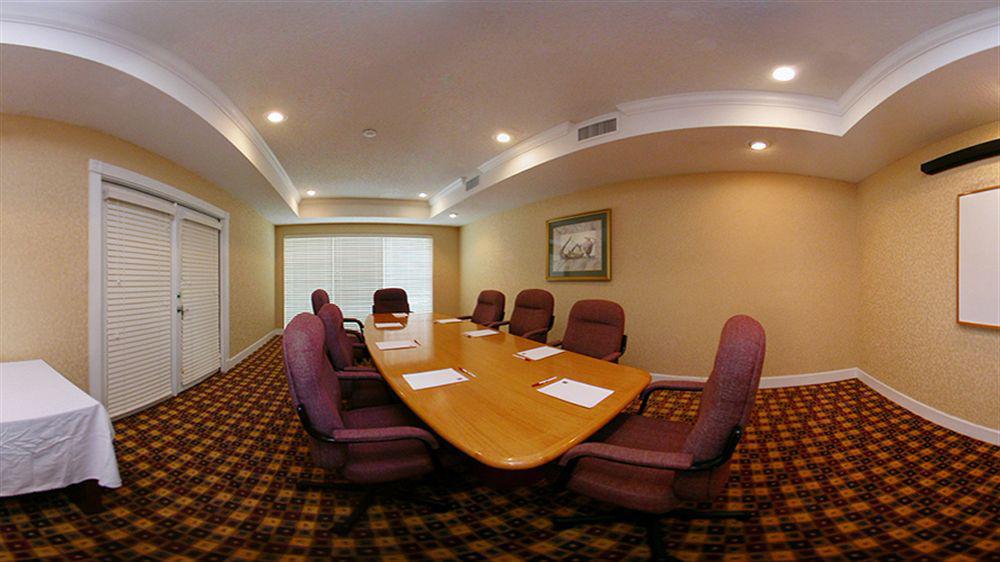 Quality Suites Irving-Las Colinas Extérieur photo